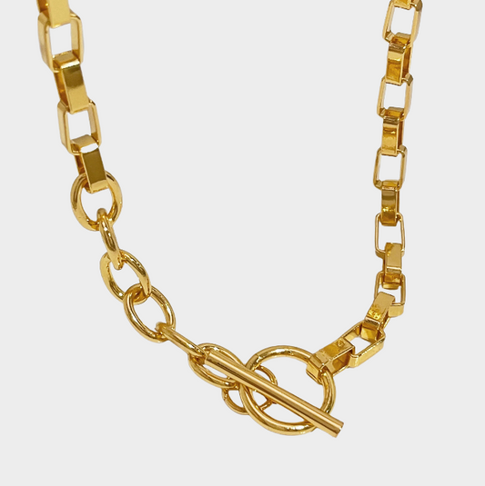 Gold Link Circle Choker - Women